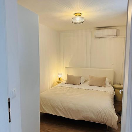 Apartment Stari Dvor Kastela Exterior photo